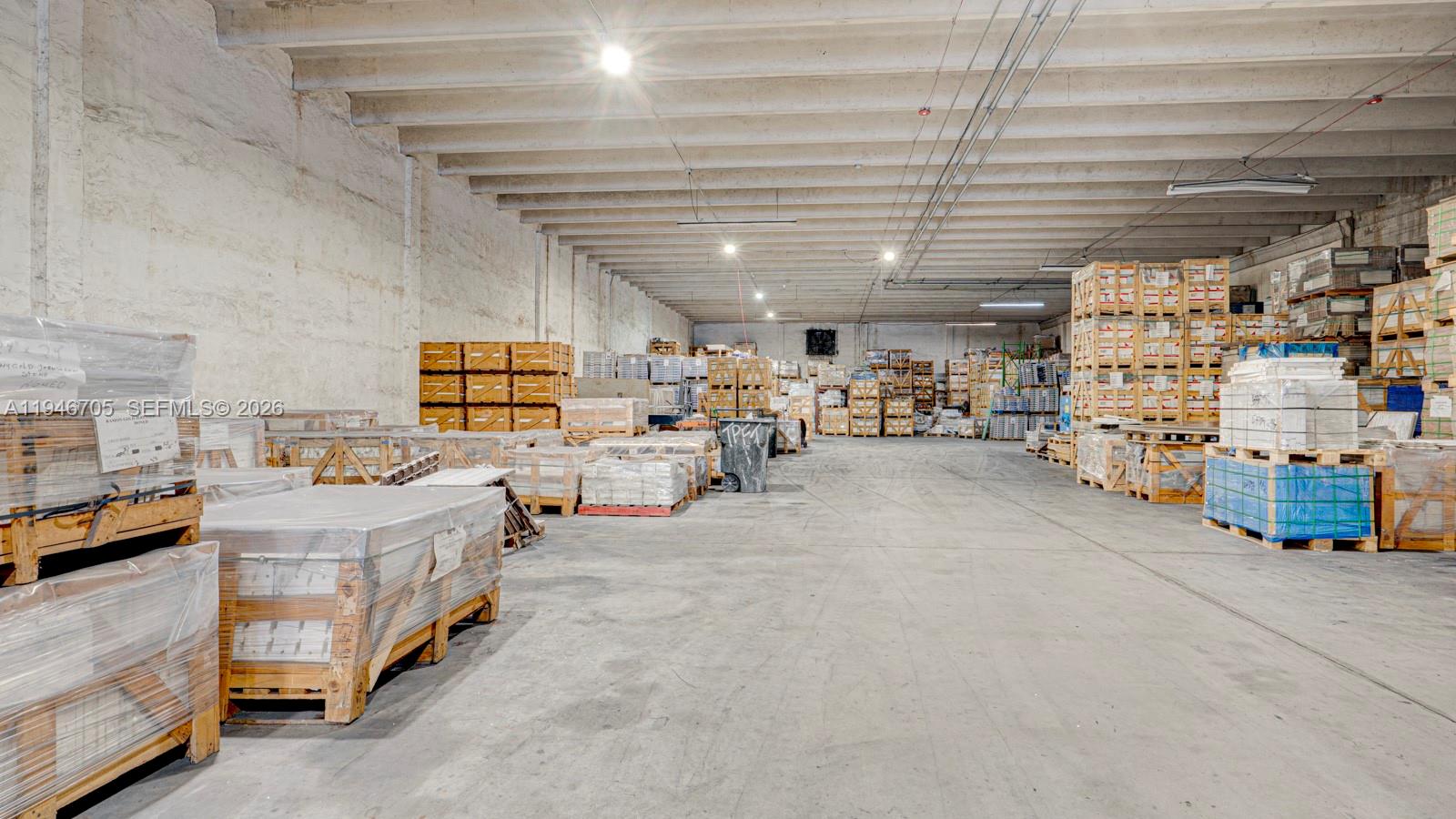   /   sq. ft. $ 2026-01-15 0 foto