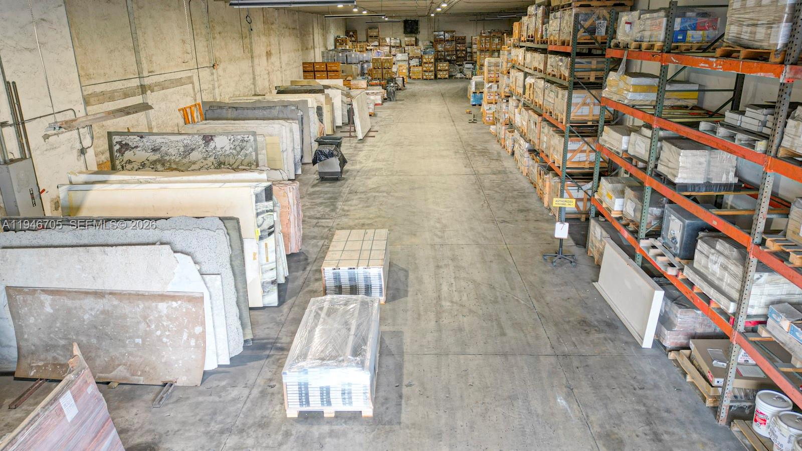   /   sq. ft. $ 2026-01-15 0 foto