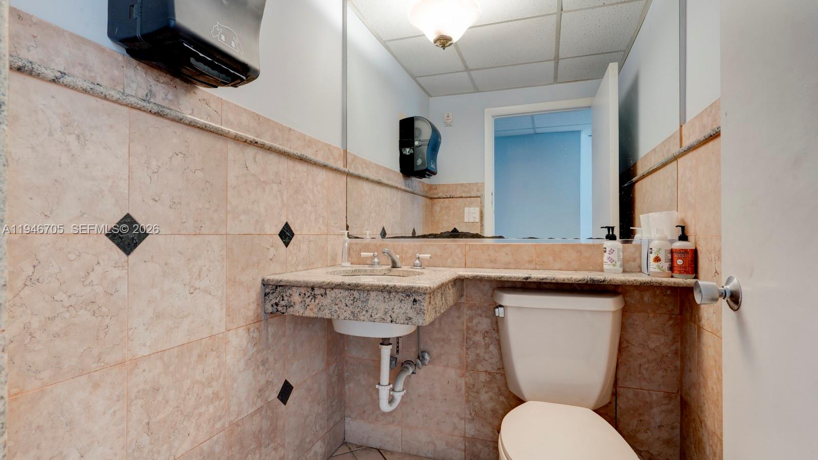   /   sq. ft. $ 2026-01-15 0 foto