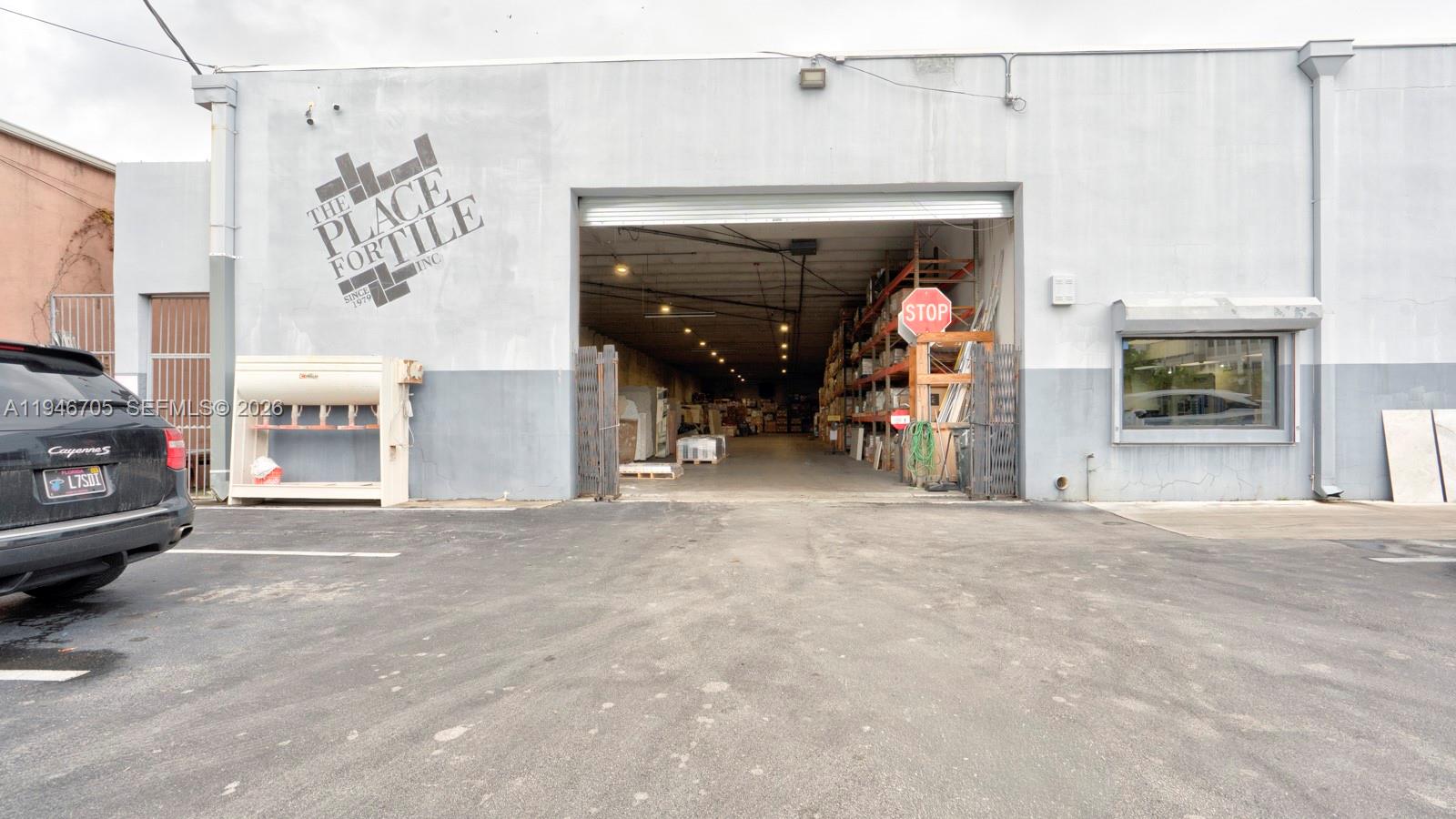   /   sq. ft. $ 2026-01-15 0 foto