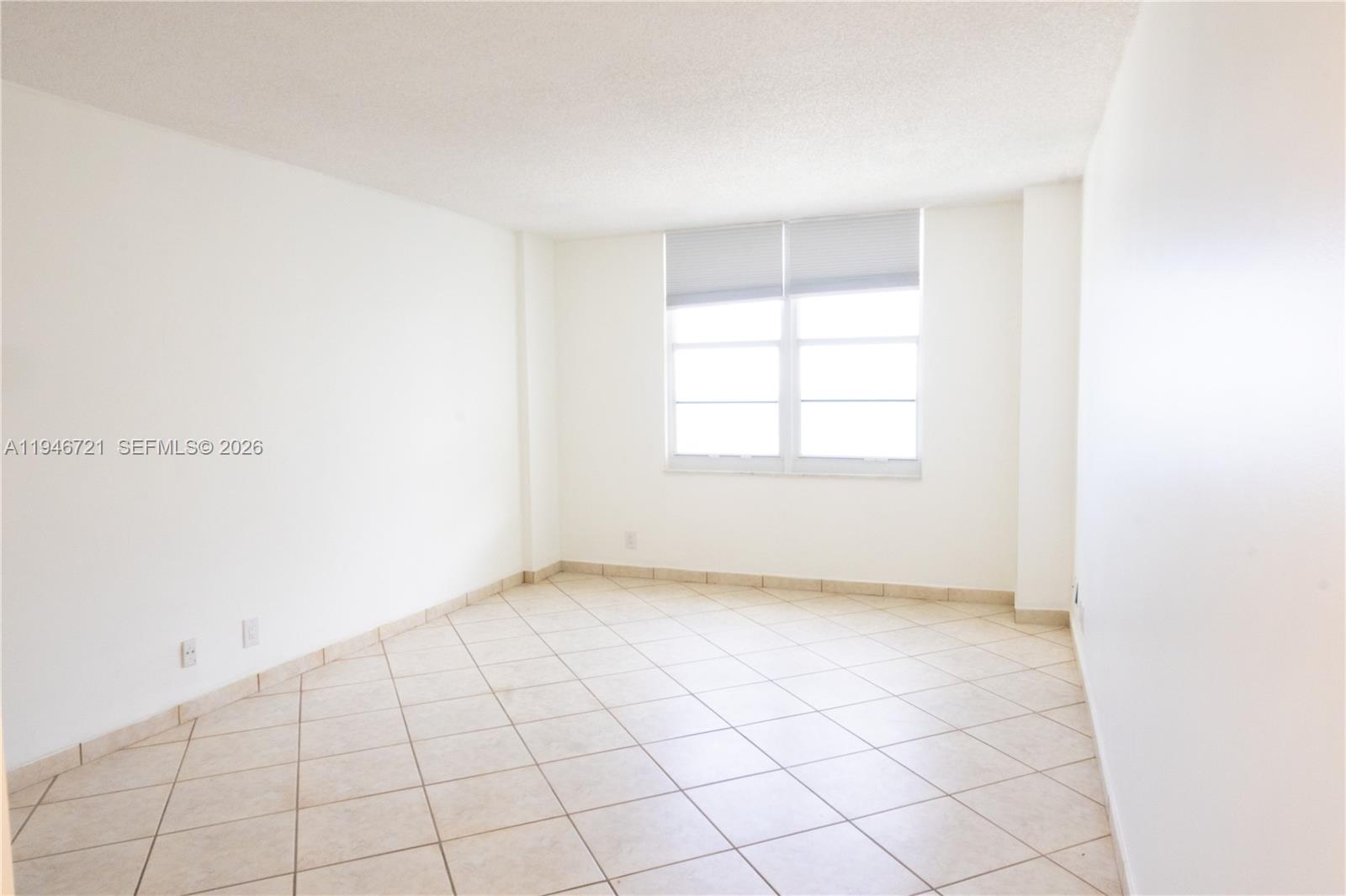 Photo of 3725 Ocean Dr  #1116, Hollywood, Florida, 33019 - 