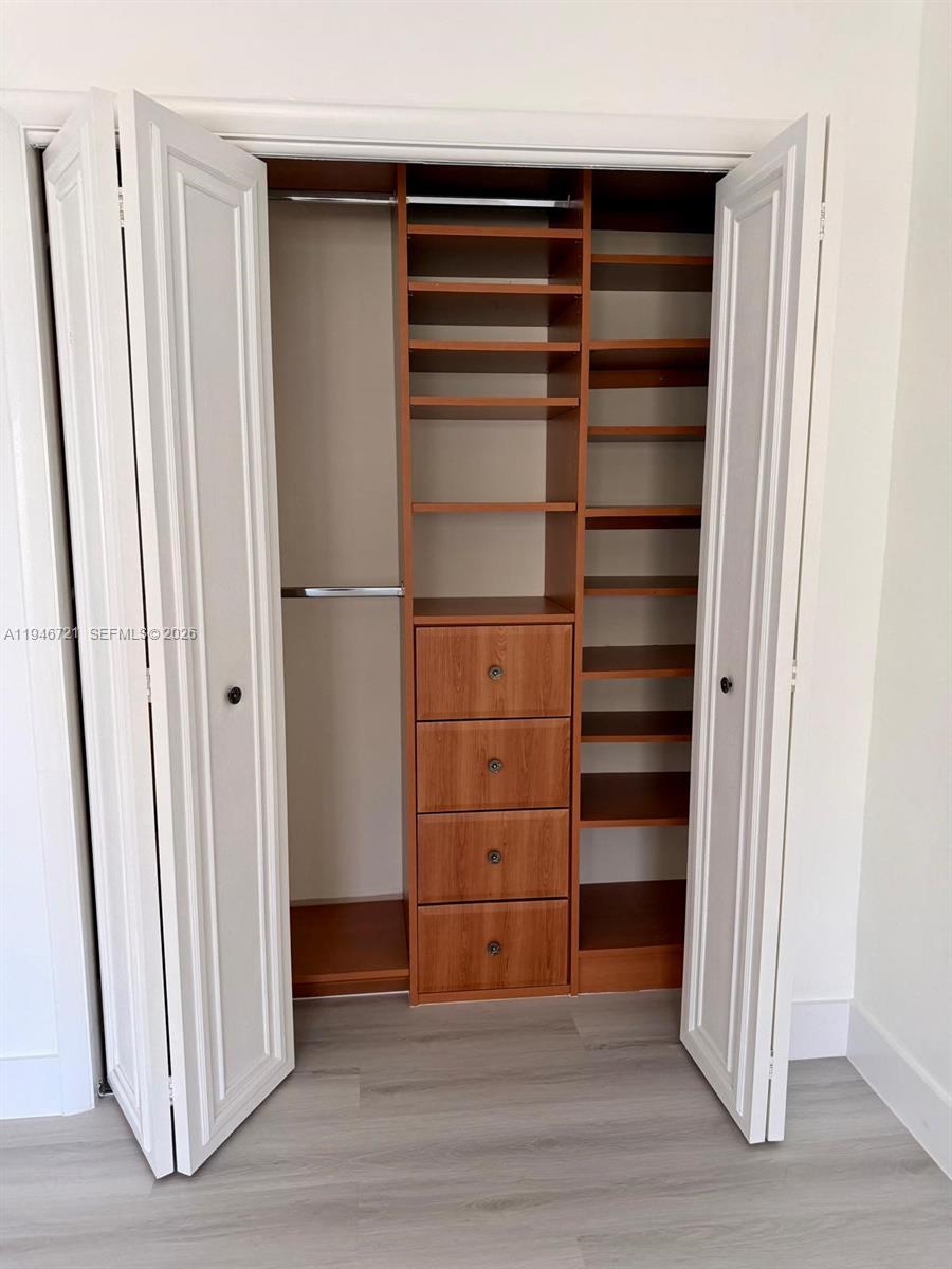 Photo of 3725 Ocean Dr #1116, Hollywood, Florida, 33019 - MASTER BEDROOM CLOSET 1