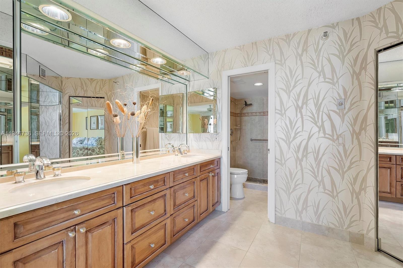 Photo of 3500 Mystic Pointe Dr  #3101, Aventura, Florida, 33180 - 