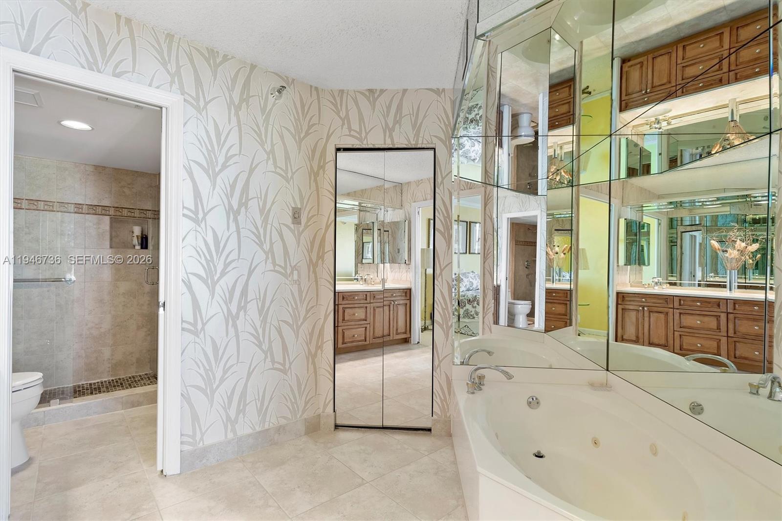 Photo of 3500 Mystic Pointe Dr  #3101, Aventura, Florida, 33180 - 