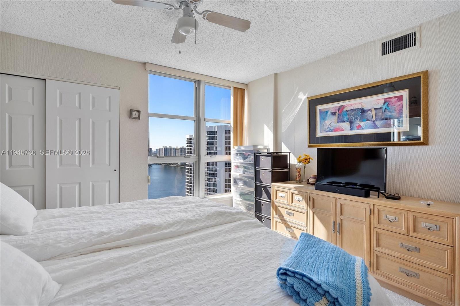 Photo of 3500 Mystic Pointe Dr  #3101, Aventura, Florida, 33180 - 