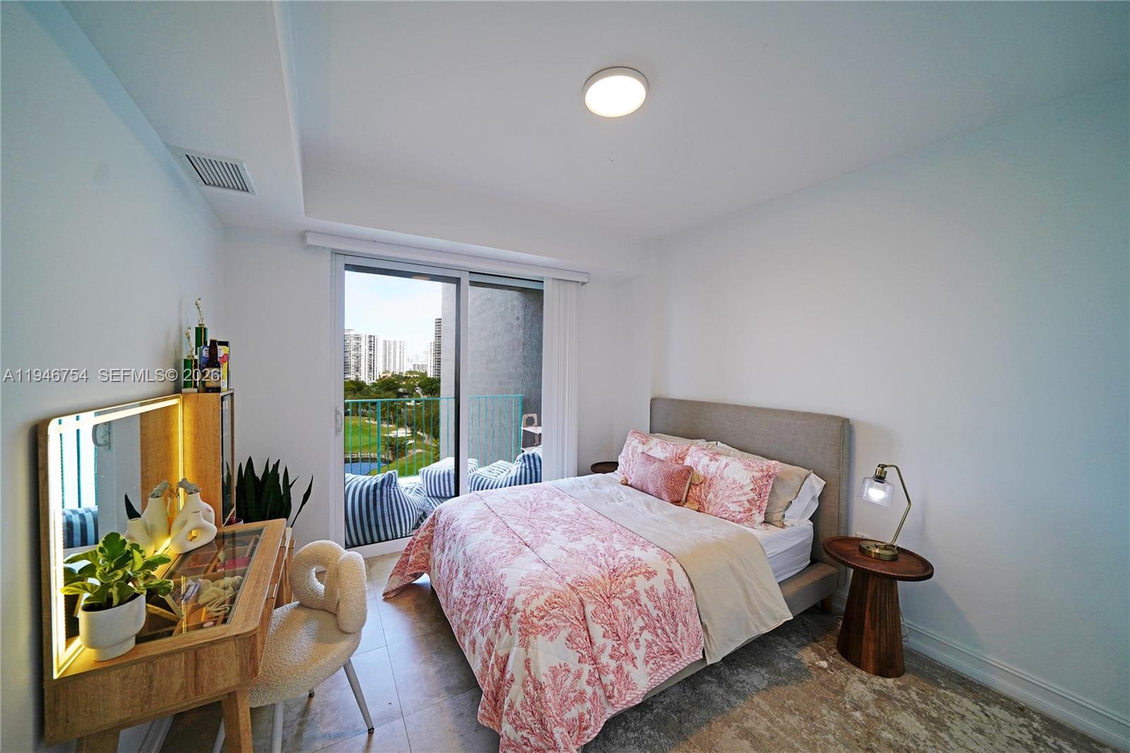 Photo of 20000 Country Club Dr  #1014, Aventura, Florida, 33180 - 