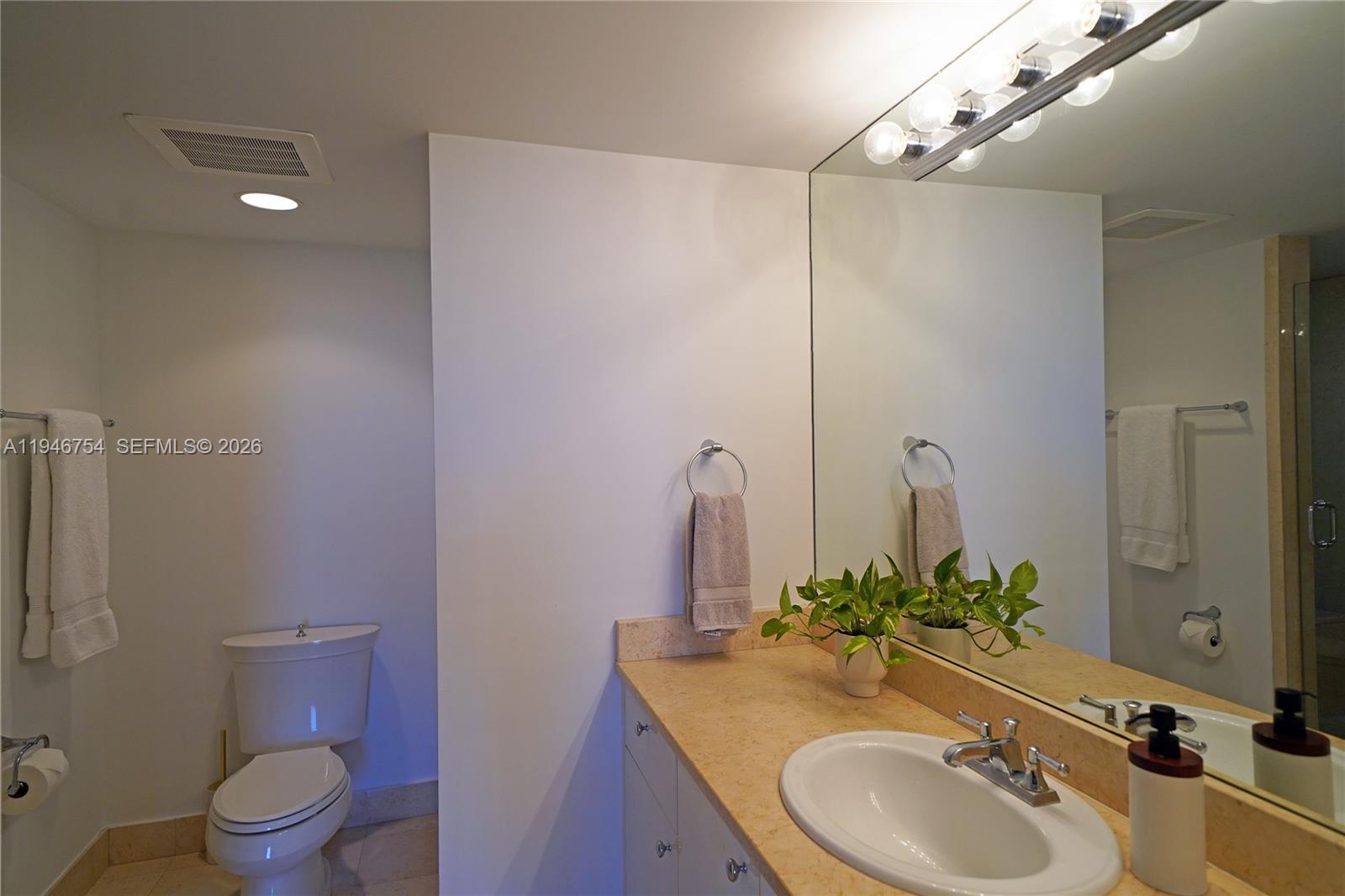 Photo of 20000 Country Club Dr  #1014, Aventura, Florida, 33180 - 