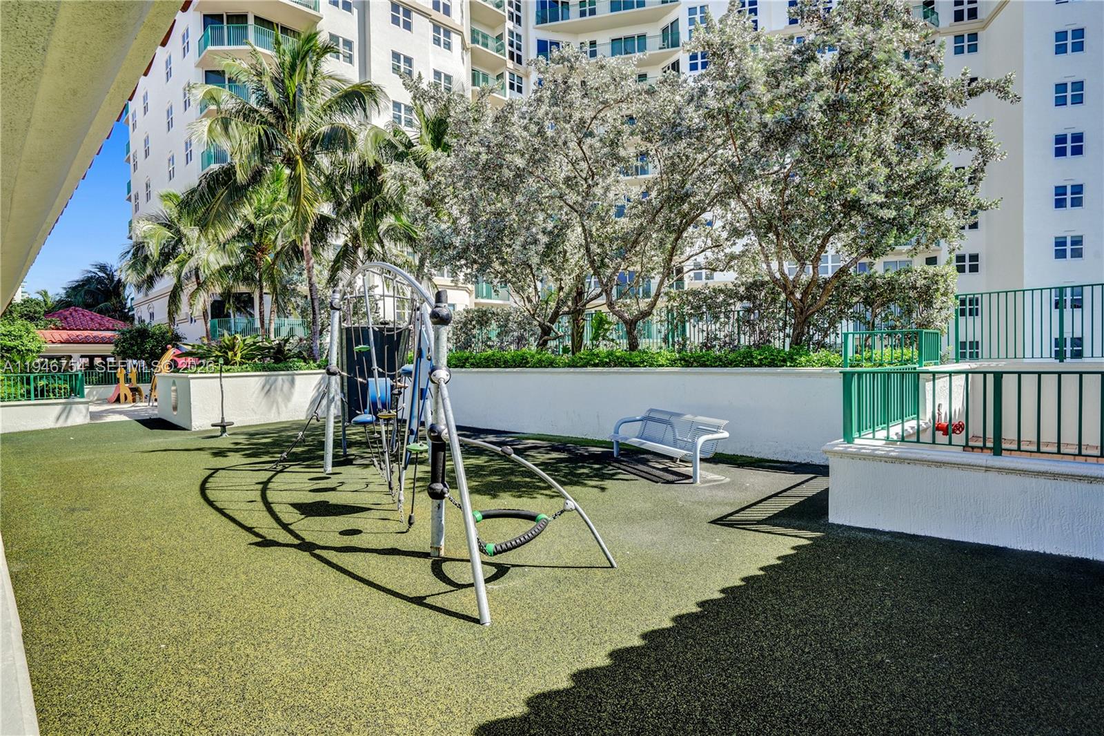 Photo of 20000 Country Club Dr  #1014, Aventura, Florida, 33180 - 