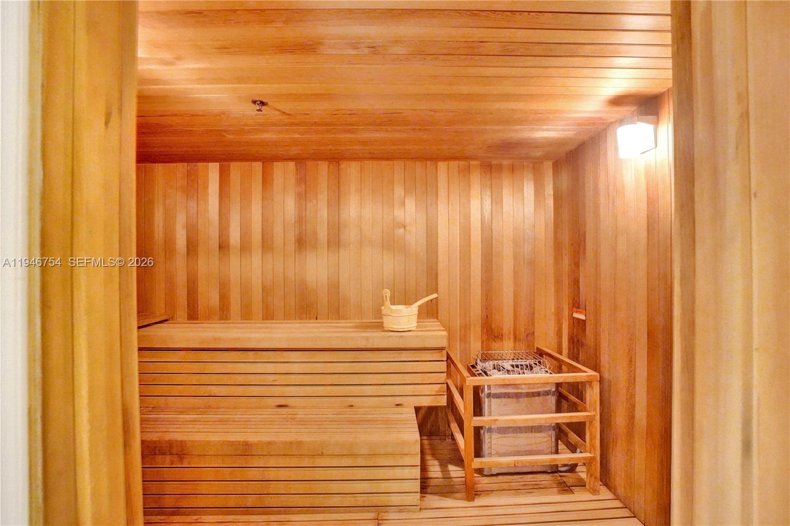 Photo of 20000 Country Club Dr  #1014, Aventura, Florida, 33180 - 