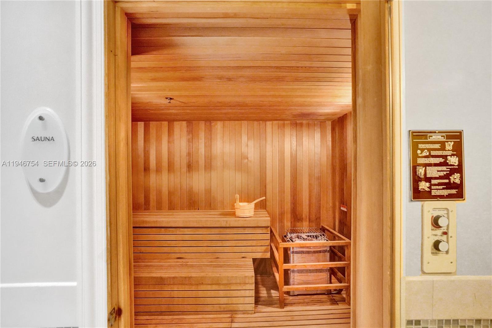 Photo of 20000 Country Club Dr  #1014, Aventura, Florida, 33180 - 