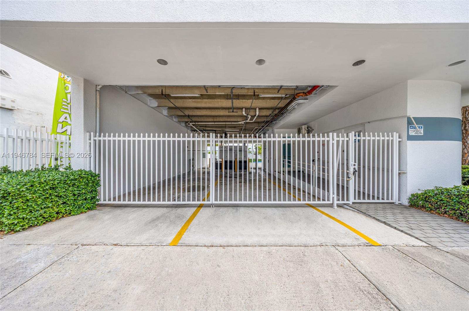   /   sq. ft. $ 2026-01-16 0 foto