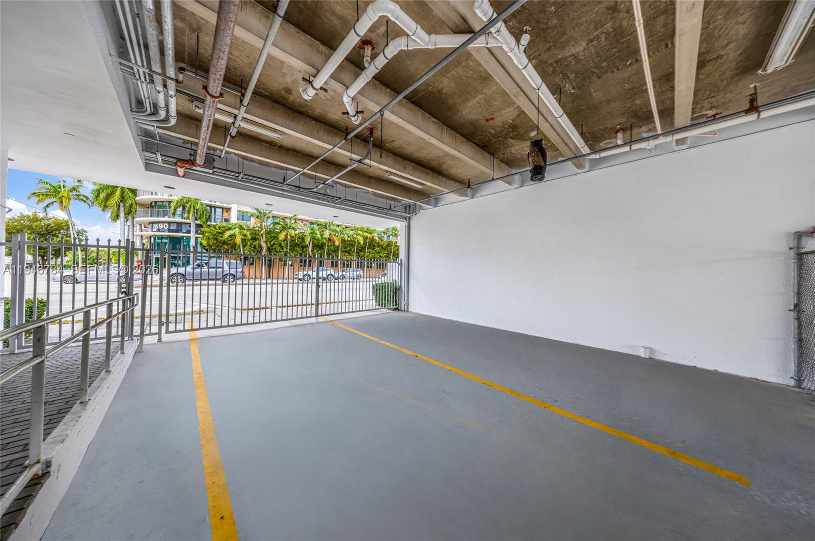   /   sq. ft. $ 2026-01-16 0 foto