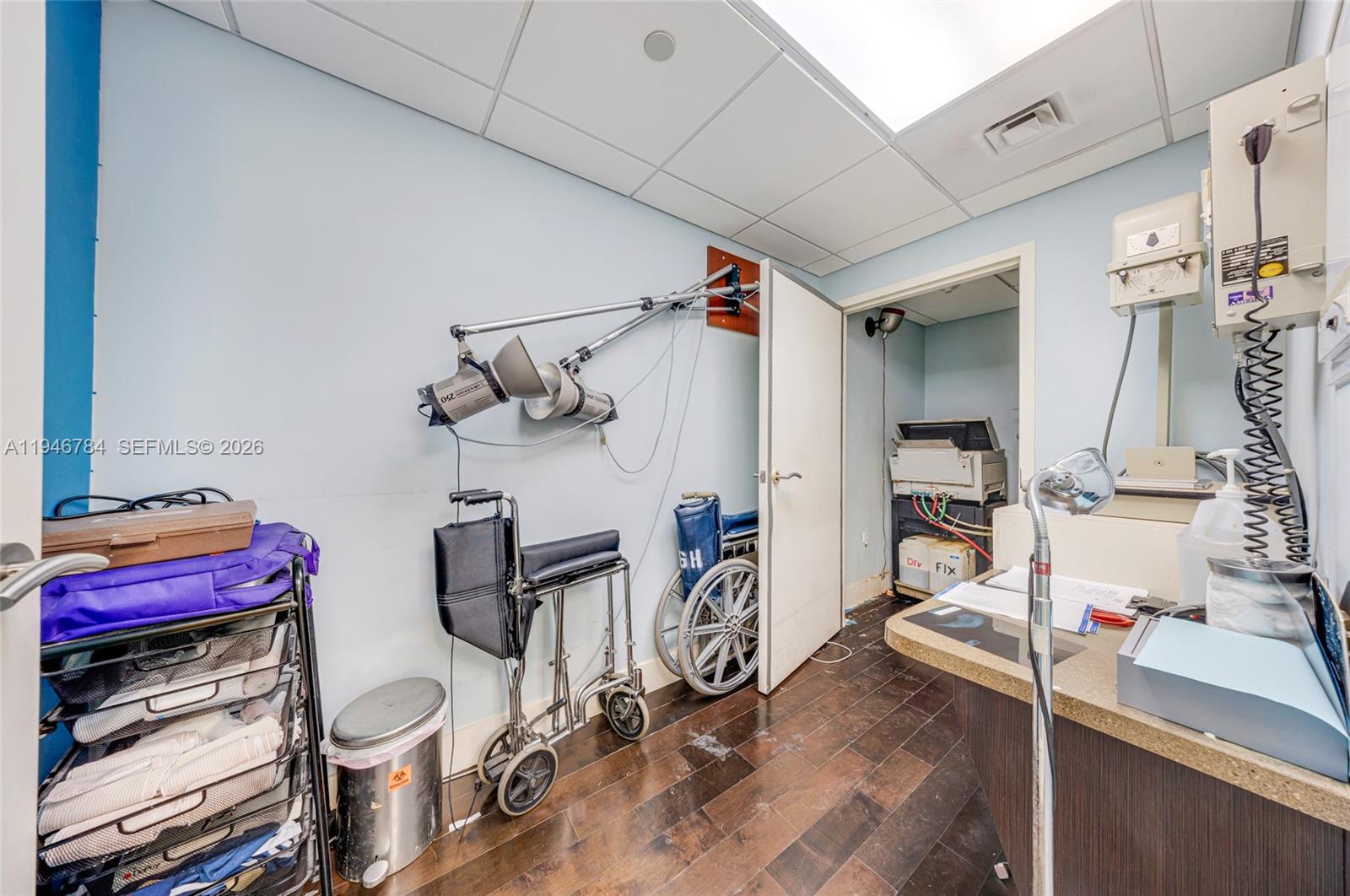   /   sq. ft. $ 2026-01-16 0 foto