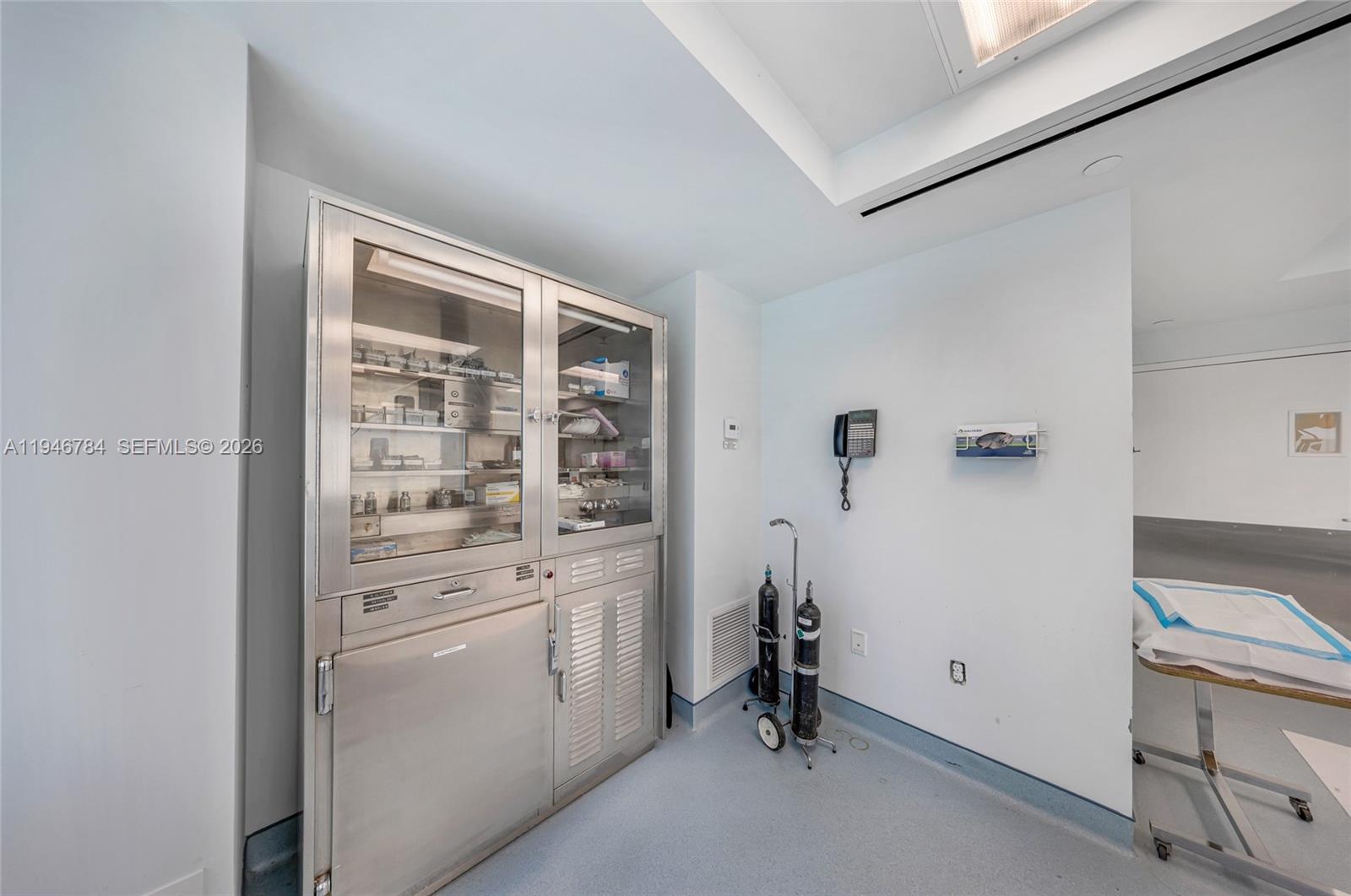   /   sq. ft. $ 2026-01-16 0 foto