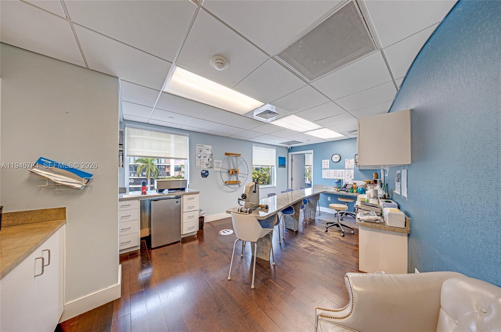   /   sq. ft. $ 2026-01-16 0 foto