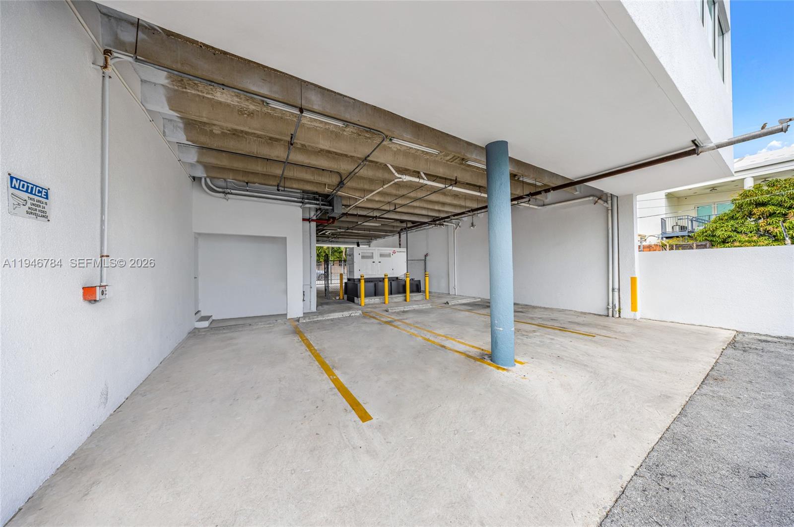   /   sq. ft. $ 2026-01-16 0 foto