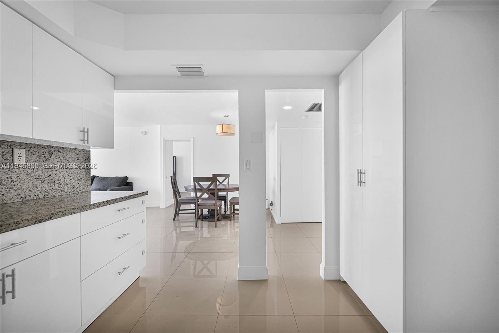 1808 2 / 2 1087 sq. ft. $ 2026-01-16 0 Photo