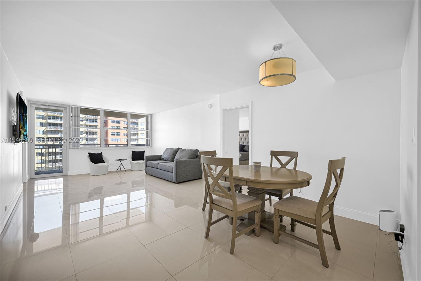 1808 2 / 2 1087 sq. ft. $ 2026-01-16 0 Photo