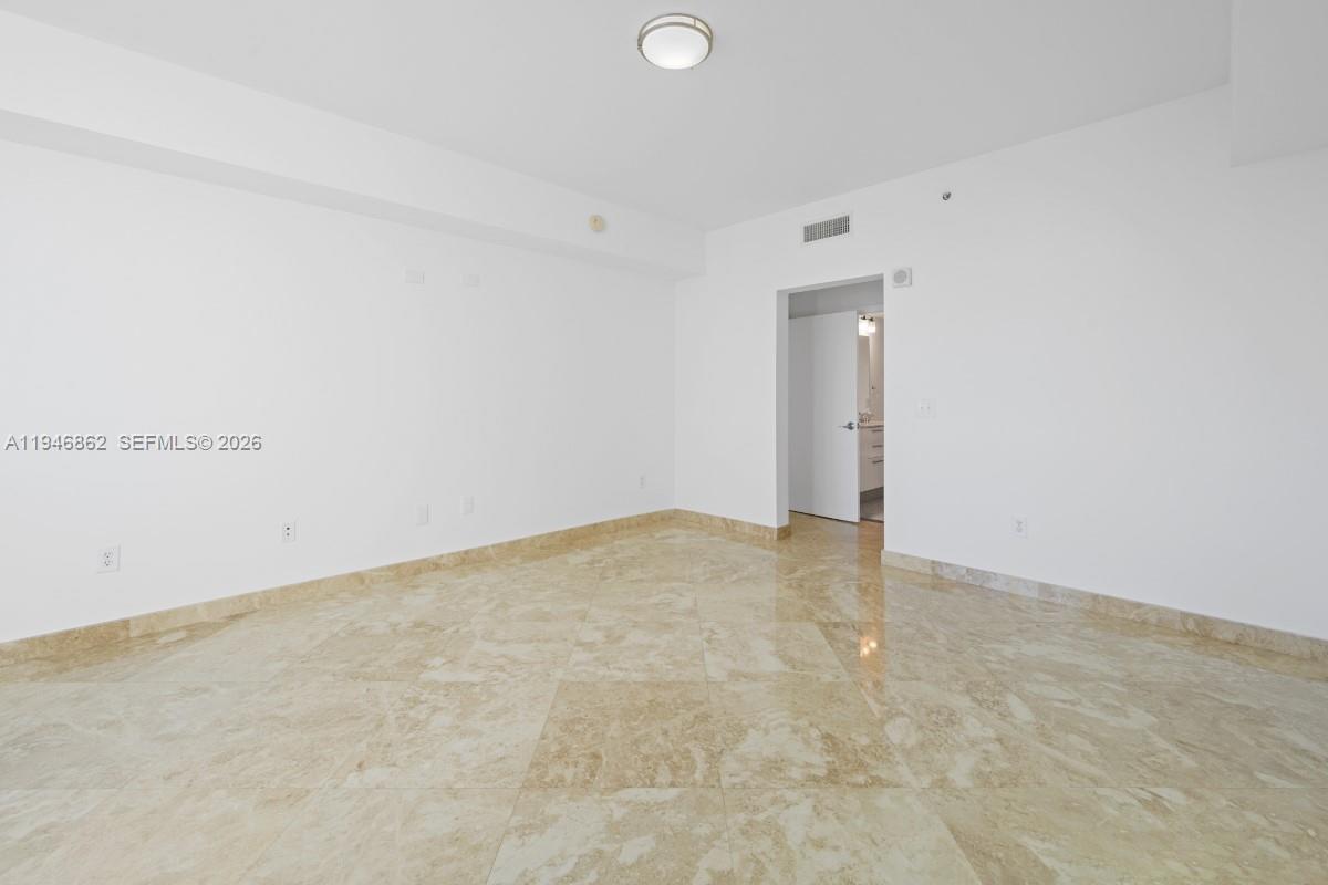 Photo of 3330 190th St  #1912, Aventura, Florida, 33180 - 