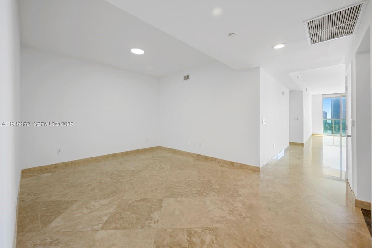 Photo of 3330 190th St  #1912, Aventura, Florida, 33180 - 