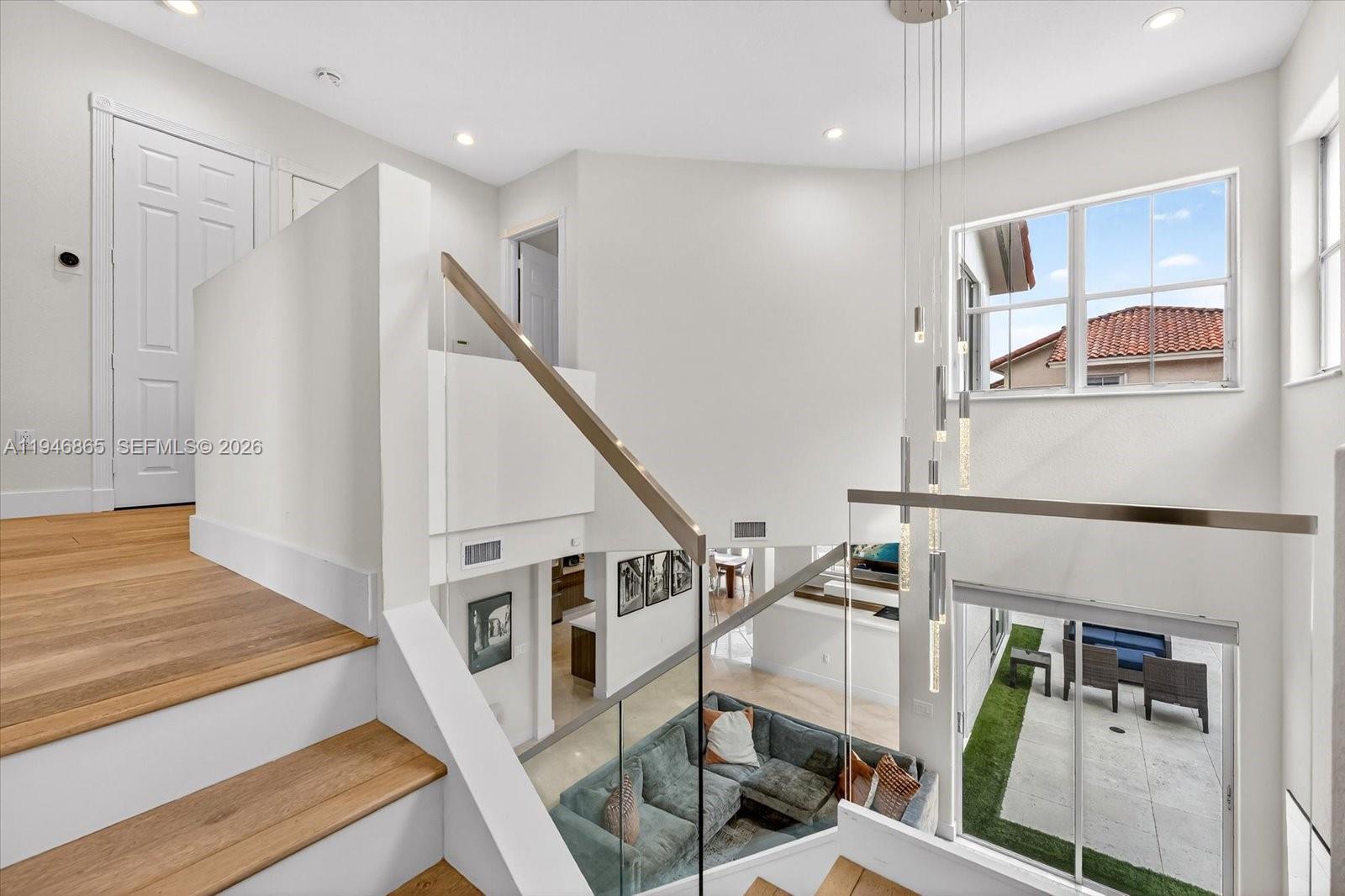 Photo of 1469 Shoreline Way  (1469), Hollywood, Florida, 33019 - 