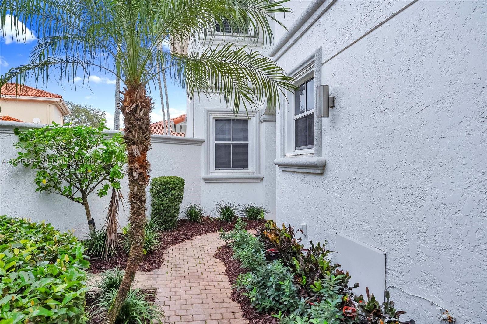 Photo of 1469 Shoreline Way  (1469), Hollywood, Florida, 33019 - 