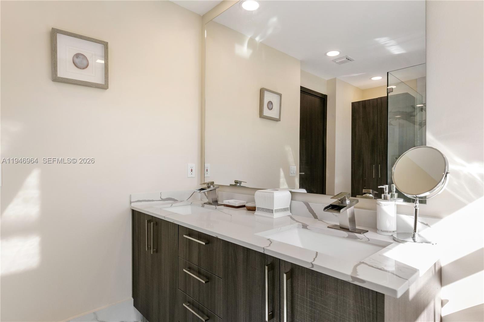 Photo of 1564 Yellowheart Way  (1564), Hollywood, Florida, 33019 - 