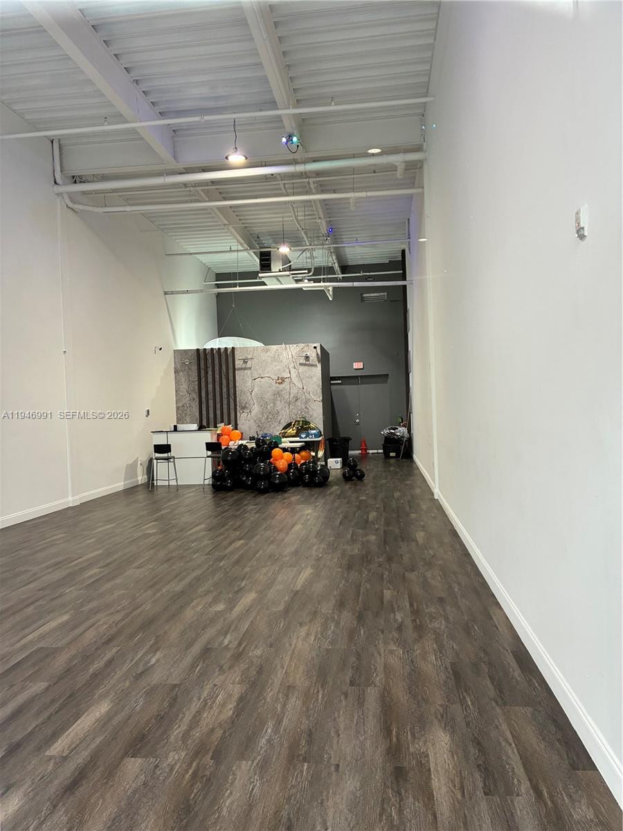 105  /   sq. ft. $ 2026-01-16 0 Photo