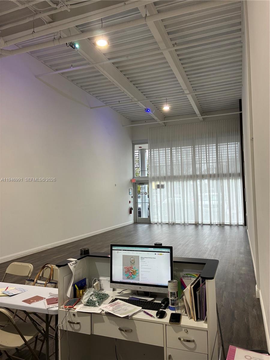 105  /   sq. ft. $ 2026-01-16 0 Photo