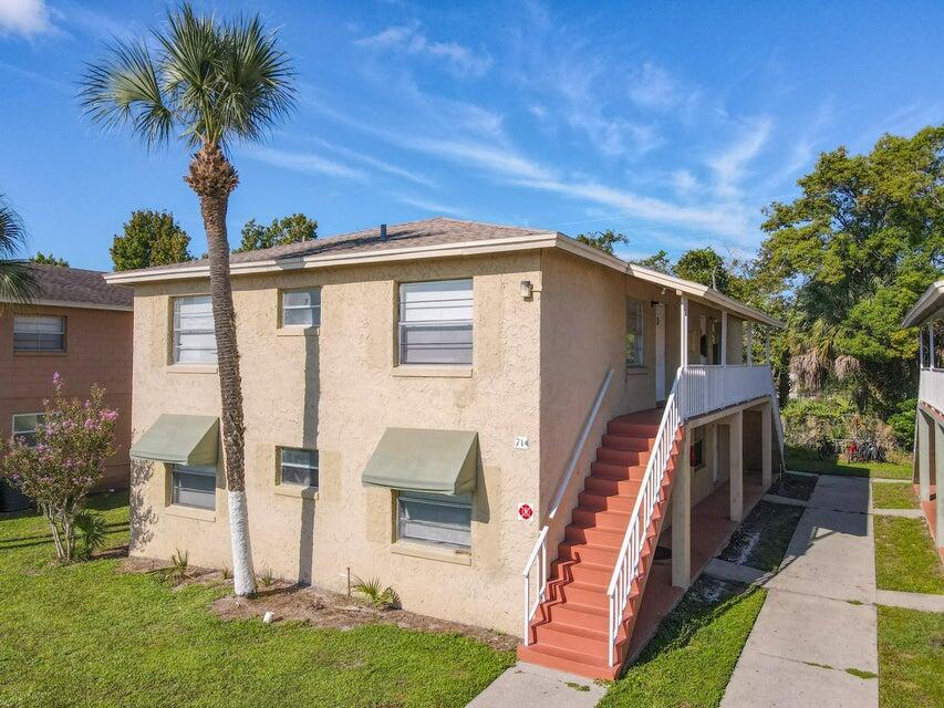   / 4 3424 sq. ft. $ 2026-06-21 0 foto