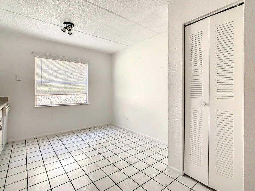   / 4 3424 sq. ft. $ 2026-06-21 0 foto