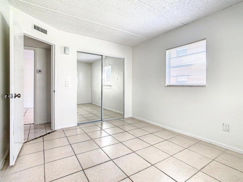   / 4 3424 sq. ft. $ 2026-06-21 0 foto