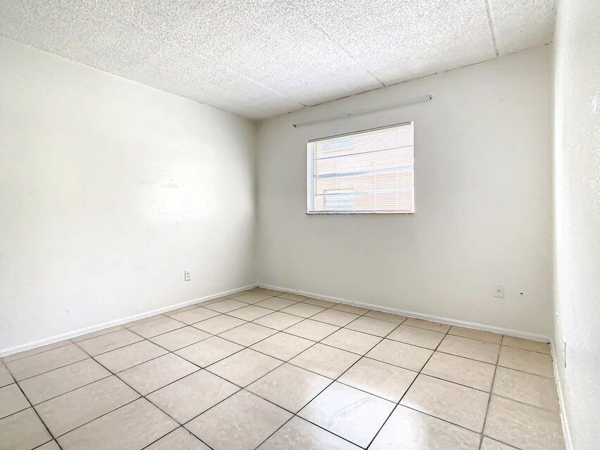   / 4 3424 sq. ft. $ 2026-06-21 0 foto