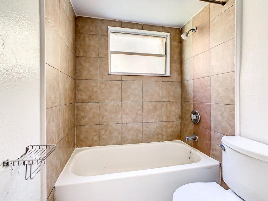   / 4 3424 sq. ft. $ 2026-06-21 0 foto