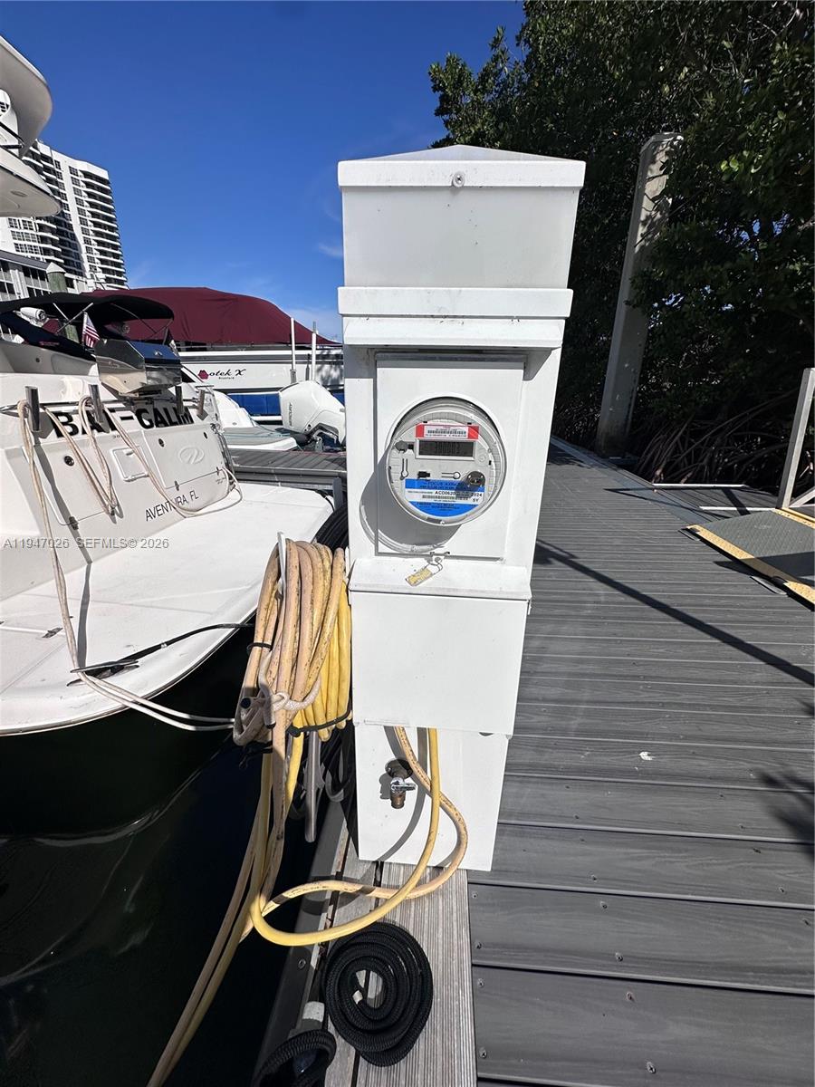   /   кв.футов $ 2026-01-16 0 Фото