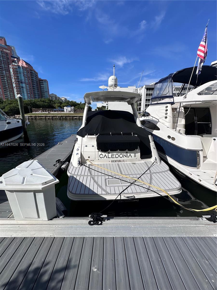   /   кв.футов $ 2026-01-16 0 Фото