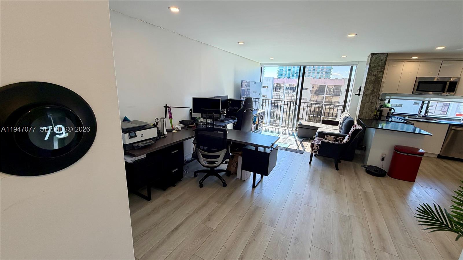 Photo of 16919 Bay Rd  #915, Sunny Isles Beach, Florida, 33160 - 