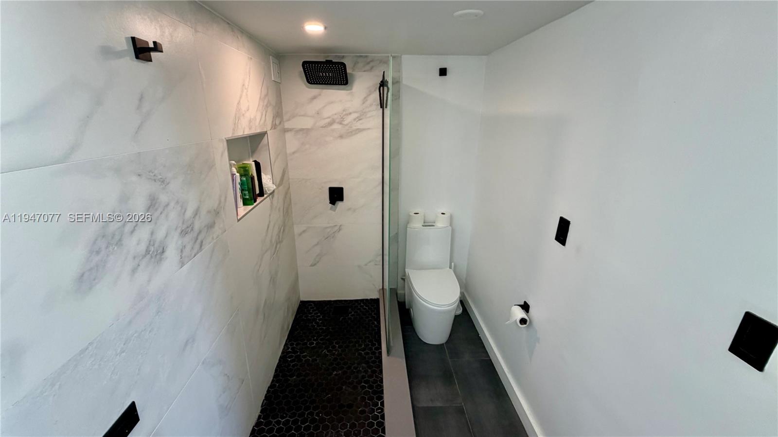 Photo of 16919 Bay Rd  #915, Sunny Isles Beach, Florida, 33160 - 