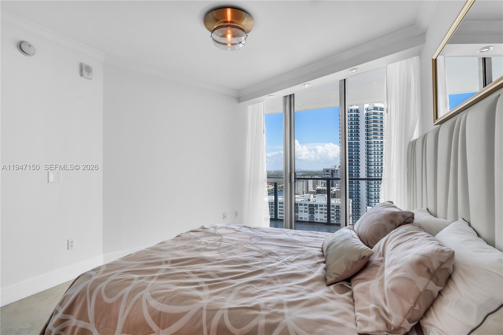 Photo of 3101 Ocean Dr  #2605, Hollywood, Florida, 33019 - 