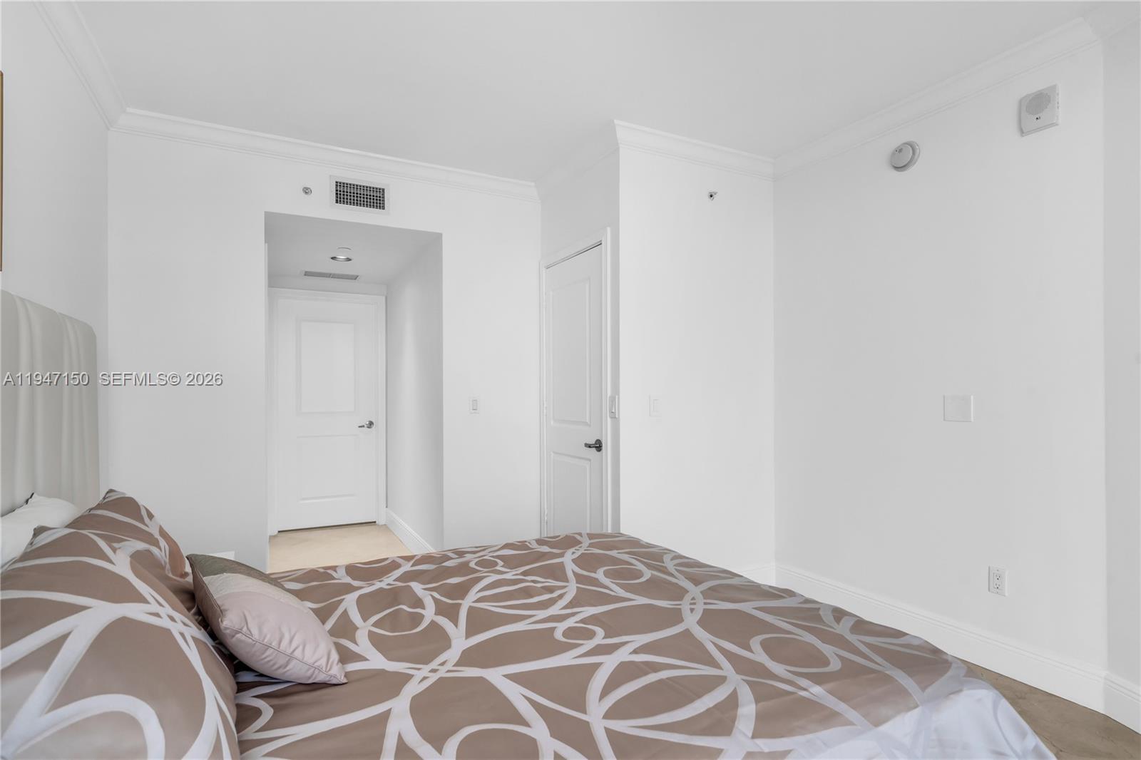 Photo of 3101 Ocean Dr  #2605, Hollywood, Florida, 33019 - 