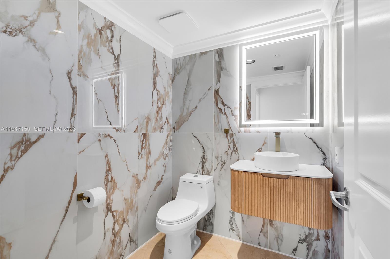 Photo of 3101 Ocean Dr  #2605, Hollywood, Florida, 33019 - 