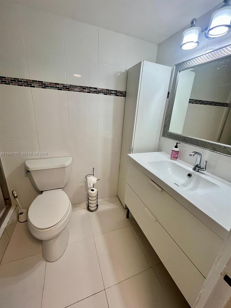 1714 1 / 2 943 sq. ft. $ 2026-01-16 0 Photo