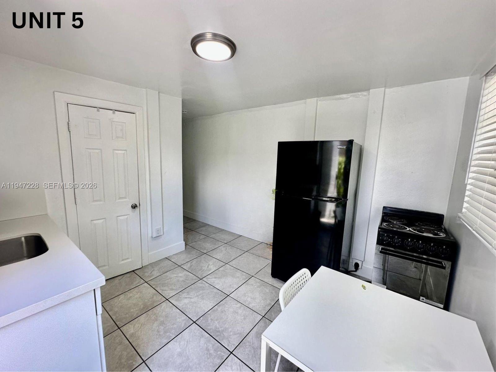   /   sq. ft. $ 2026-01-16 0 Photo