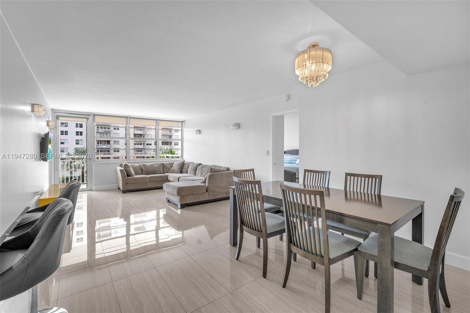 311 2 / 2 1087 sq. ft. $ 2026-01-16 0 Photo