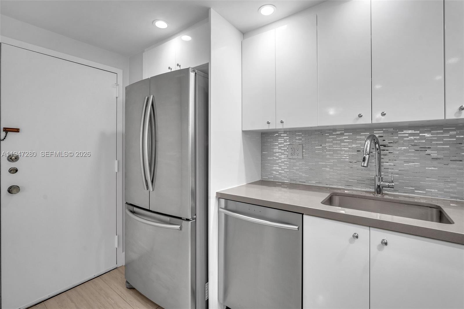 311 2 / 2 1087 sq. ft. $ 2026-01-16 0 Photo