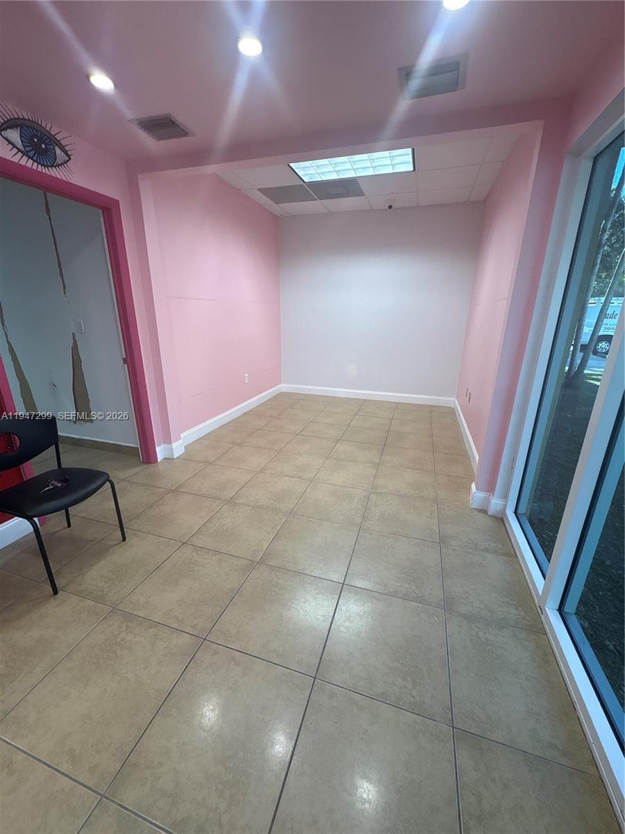 See details 10 / sq. ft. $ 2026-01-16 0 Photo