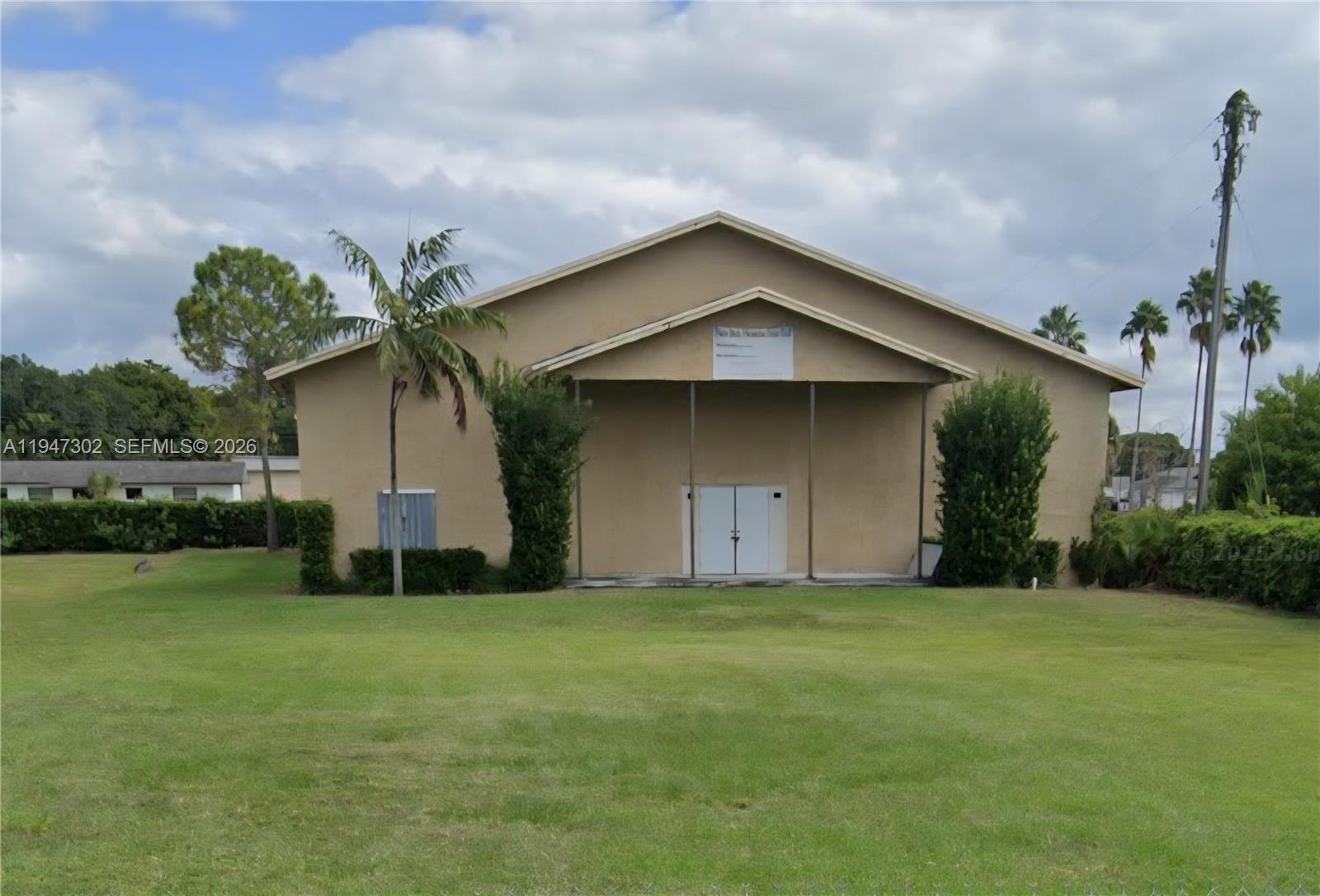   /   sq. ft. $ 2026-01-16 0 foto