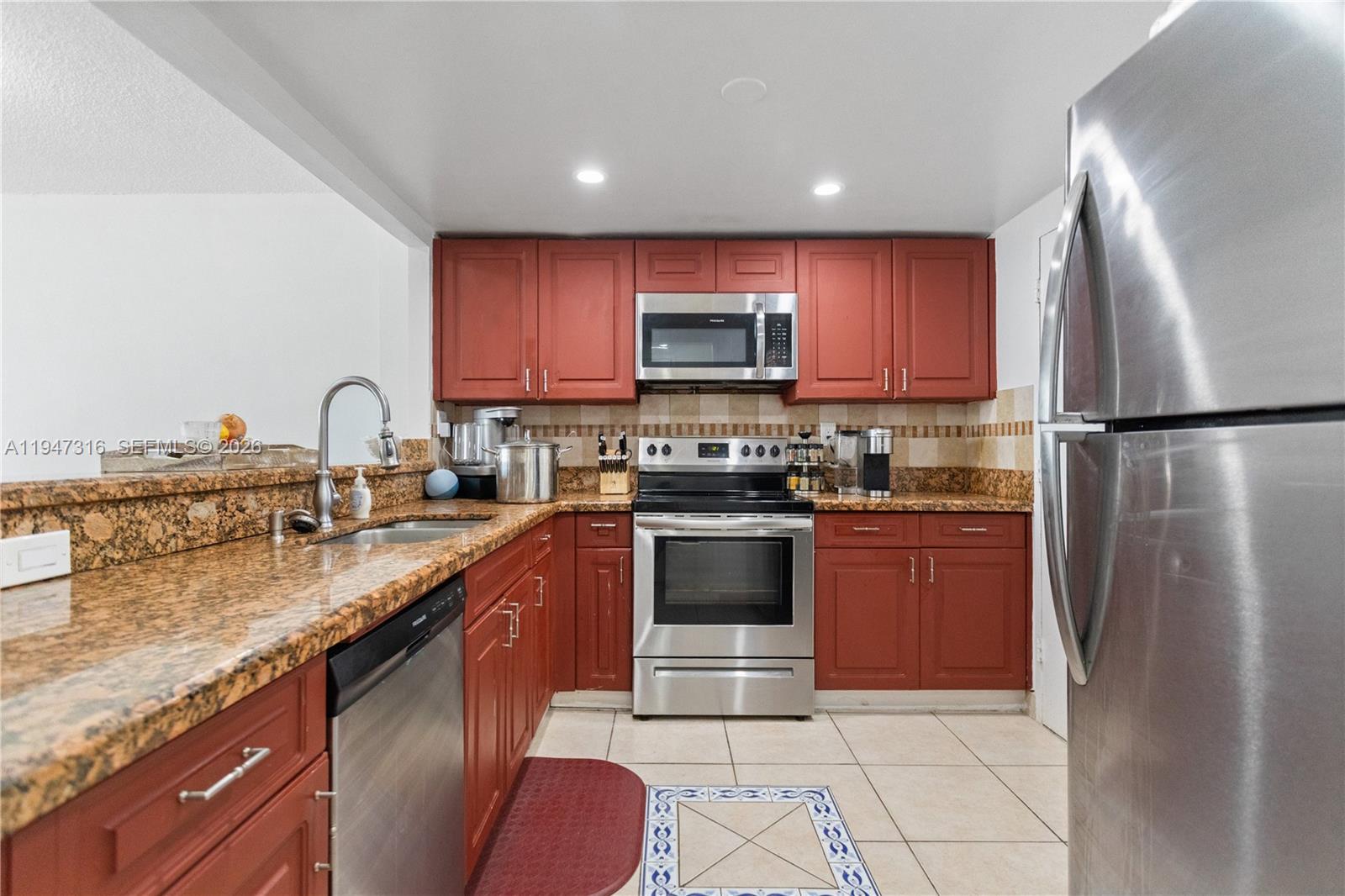 Photo of 3725 Ocean Dr  #1117, Hollywood, Florida, 33019 - 