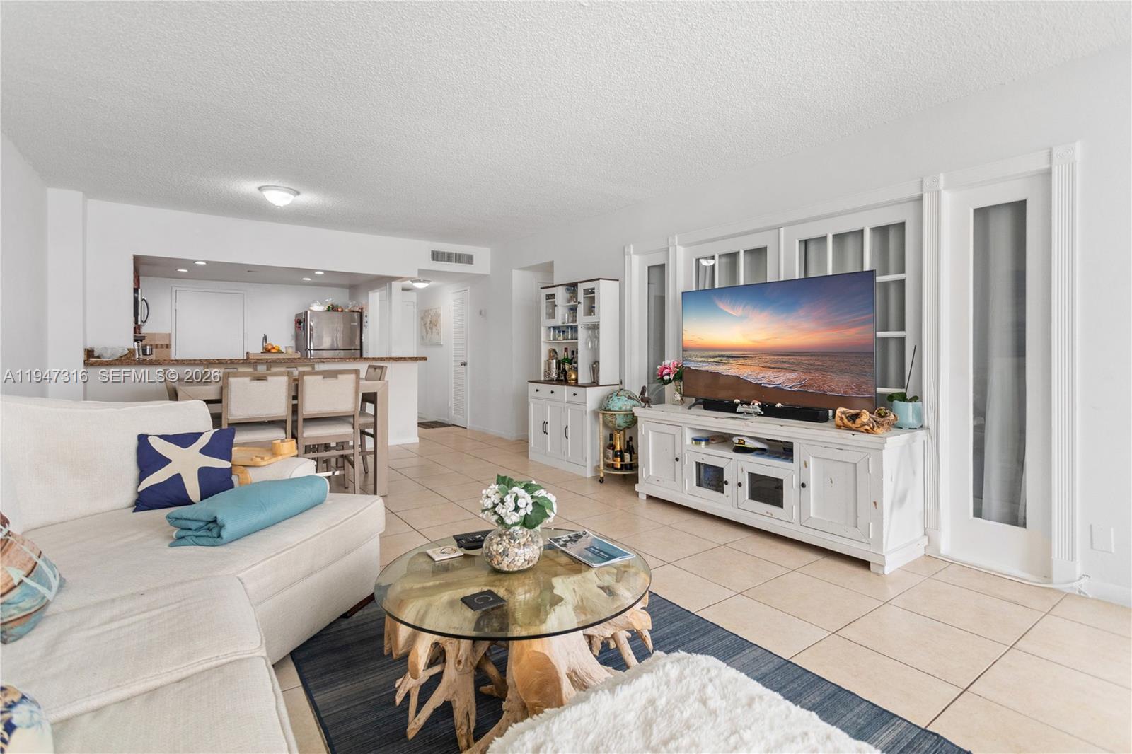 Photo of 3725 Ocean Dr  #1117, Hollywood, Florida, 33019 - 