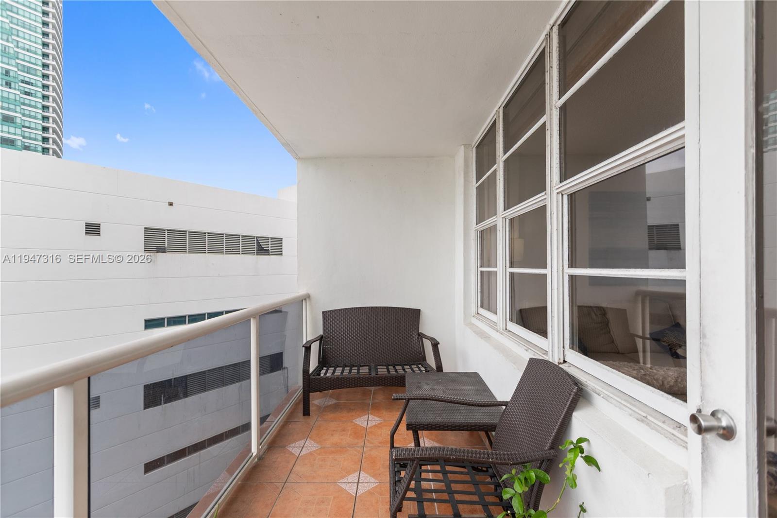 Photo of 3725 Ocean Dr  #1117, Hollywood, Florida, 33019 - 